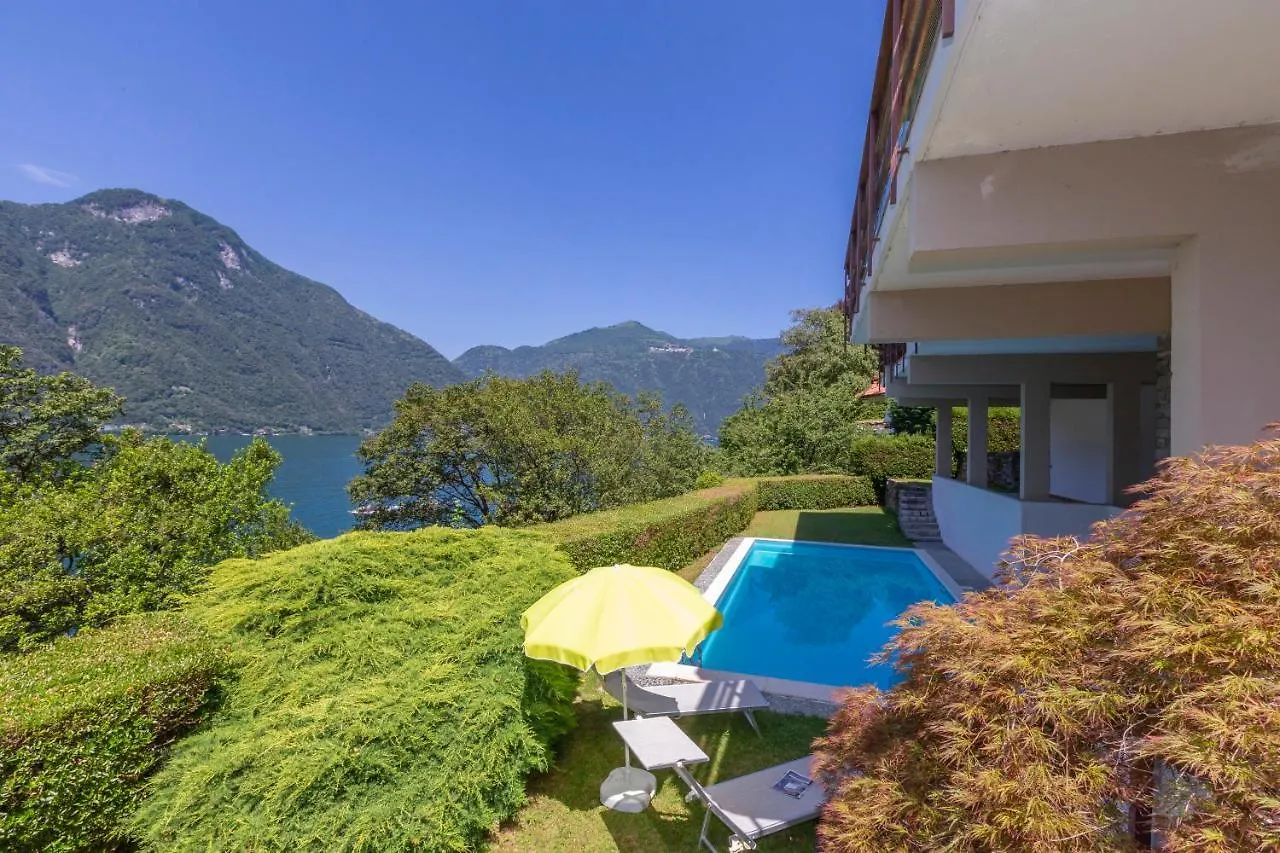 Villa Marilyn Nesso 0*,